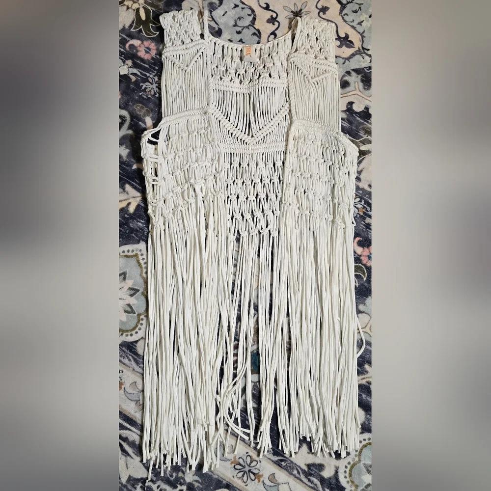 TRULUV White Macrame Fringe Vest Cotton Boho Festival Crochet Country Concert - Picture 2 of 6